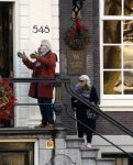 Amsterdam 30 november 2023
Jeroen Krabben en zijn vrouw Herma Krabbe in hun biro onderweg naar het Waldorf Astoria Hotel.