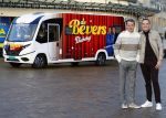 Scheveningen 23 november 2023
John de Bever en Kees de Bever ( Kees Stevens) voor hun camper bij het circustheater.