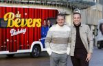 Scheveningen 23 november 2023
John de Bever en Kees de Bever ( Kees Stevens) voor hun camper bij het circustheater.
