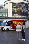 Scheveningen 23 november 2023
John de Bever en Kees de Bever ( Kees Stevens) voor hun camper bij het circustheater.