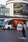 Scheveningen 23 november 2023
John de Bever en Kees de Bever ( Kees Stevens) voor hun camper bij het circustheater.