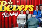 Scheveningen 23 november 2023
John de Bever en Kees de Bever ( Kees Stevens) voor hun camper bij het circustheater.
