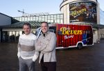 Scheveningen 23 november 2023
John de Bever en Kees de Bever ( Kees Stevens) voor hun camper bij het circustheater.