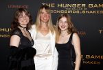 Amsterdam 14 november 2023
Premiere the hungar games . Nienke Romer met dochters