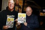 Asten 2 november 2023
Boekpresentatie Peter Gillis op park Prinsesmeer.
Aanwezig vriendin Wendy v Hout en zijn kinderen Mark Inge en Ruud . Mark Baanders reikte het eerste boek uit.