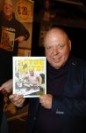 Asten 2 november 2023
Boekpresentatie Peter Gillis op park Prinsesmeer.
Aanwezig vriendin Wendy v Hout en zijn kinderen Mark Inge en Ruud . Mark Baanders reikte het eerste boek uit.