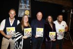 Asten 2 november 2023
Boekpresentatie Peter Gillis op park Prinsesmeer.
Aanwezig vriendin Wendy v Hout en zijn kinderen Mark Inge en Ruud . Mark Baanders reikte het eerste boek uit.