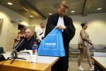 Utrecht 9 november 2023
Rechtszaak Peter Gillis tegen Nicole Kremers bij de rechtbank in Utrecht . Wendy v Hout en Marc Gillis waren ook aanwezig . Danny Snijders is de advocaat van Peter Gillis.