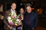 Asten 2 november 2023
Boekpresentatie Peter Gillis op park Prinsesmeer.
Aanwezig vriendin Wendy v Hout en zijn kinderen Mark Inge en Ruud . Mark Baanders reikte het eerste boek uit.