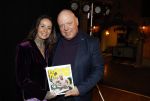 Asten 2 november 2023
Boekpresentatie Peter Gillis op park Prinsesmeer.
Aanwezig vriendin Wendy v Hout en zijn kinderen Mark Inge en Ruud . Mark Baanders reikte het eerste boek uit.