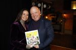 Asten 2 november 2023
Boekpresentatie Peter Gillis op park Prinsesmeer.
Aanwezig vriendin Wendy v Hout en zijn kinderen Mark Inge en Ruud . Mark Baanders reikte het eerste boek uit.