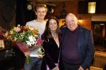 Asten 2 november 2023
Boekpresentatie Peter Gillis op park Prinsesmeer.
Aanwezig vriendin Wendy v Hout en zijn kinderen Mark Inge en Ruud . Mark Baanders reikte het eerste boek uit.