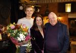 Asten 2 november 2023
Boekpresentatie Peter Gillis op park Prinsesmeer.
Aanwezig vriendin Wendy v Hout en zijn kinderen Mark Inge en Ruud . Mark Baanders reikte het eerste boek uit.