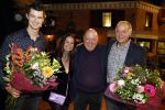 Asten 2 november 2023
Boekpresentatie Peter Gillis op park Prinsesmeer.
Aanwezig vriendin Wendy v Hout en zijn kinderen Mark Inge en Ruud . Mark Baanders reikte het eerste boek uit.
