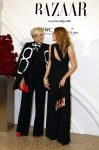 Amsterdam 15 november 2023
Harpers Bazaar woman of the year in het Stedelijk Museum . Prinses Laurentien kwam met haar dochter Prinses Eloise