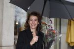 Den Haag 13 november 2023
In aanloop naar de Tweede Kamerverkiezingen organiseren de vrouwenbladen Libelle, Margriet, Flair en Nouveau gezamenlijk het VerkiezingscafÃ©. De vier hoofdredacteuren verwelkomen prominente vrouwen op de kieslijst van de grootste politieke partijen.
Op maandag 13 november 2023 gaan vooraanstaande vrouwelijke politici van verschillende partijen met elkaar in debat, onder leiding van journaliste Diana Matroos. Hoofdredacteuren Hilmar Mulder (Libelle), Helene van Santen (Margriet), Marije Veerman (Flair) en Claudia Straatmans (Nouveau) praten met hen over de belangrijkste themaâ€™s die hun lezeressen aangaan.
De volgende vrouwelijke politici schuiven aan om te vertellen waarvoor zij staan tijdens de Tweede Kamerverkiezingen: Sophie Hermans (VVD), Caroline van der Plas (BBB), Lisa Westerveld (GroenLinks/PvdA), Hilde Palland (CDA), JoÃ«lle Gooijer (ChristenUnie), Anne-Marijke Podt (D66) en Lilian Marijnissen (SP). Alles speelt zich af bij Dudok.