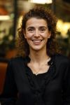 Den Haag 13 november 2023
In aanloop naar de Tweede Kamerverkiezingen organiseren de vrouwenbladen Libelle, Margriet, Flair en Nouveau gezamenlijk het VerkiezingscafÃ©. De vier hoofdredacteuren verwelkomen prominente vrouwen op de kieslijst van de grootste politieke partijen.
Op maandag 13 november 2023 gaan vooraanstaande vrouwelijke politici van verschillende partijen met elkaar in debat, onder leiding van journaliste Diana Matroos. Hoofdredacteuren Hilmar Mulder (Libelle), Helene van Santen (Margriet), Marije Veerman (Flair) en Claudia Straatmans (Nouveau) praten met hen over de belangrijkste themaâ€™s die hun lezeressen aangaan.
De volgende vrouwelijke politici schuiven aan om te vertellen waarvoor zij staan tijdens de Tweede Kamerverkiezingen: Sophie Hermans (VVD), Caroline van der Plas (BBB), Lisa Westerveld (GroenLinks/PvdA), Hilde Palland (CDA), JoÃ«lle Gooijer (ChristenUnie), Anne-Marijke Podt (D66) en Lilian Marijnissen (SP). Alles speelt zich af bij Dudok.