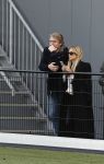 Amsterdam 11 november 2023
Damian v d Vaart in Ajax O18 tegen fc Den Haag op de toekomst. Zijn moeder Sylvie Meis en vriend Wim Beelen zijn aanwezig.