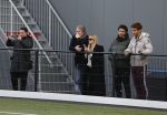 Amsterdam 11 november 2023
Damian v d Vaart in Ajax O18 tegen fc Den Haag op de toekomst. Zijn moeder Sylvie Meis en vriend Wim Beelen zijn aanwezig.