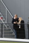 Amsterdam 11 november 2023
Damian v d Vaart in Ajax O18 tegen fc Den Haag op de toekomst. Zijn moeder Sylvie Meis en vriend Wim Beelen zijn aanwezig.