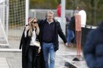 Amsterdam 11 november 2023
Damian v d Vaart in Ajax O18 tegen fc Den Haag op de toekomst. Zijn moeder Sylvie Meis en vriend Wim Beelen zijn aanwezig.