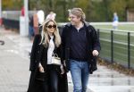 Amsterdam 11 november 2023
Damian v d Vaart in Ajax O18 tegen fc Den Haag op de toekomst. Zijn moeder Sylvie Meis en vriend Wim Beelen zijn aanwezig.