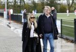 Amsterdam 11 november 2023
Damian v d Vaart in Ajax O18 tegen fc Den Haag op de toekomst. Zijn moeder Sylvie Meis en vriend Wim Beelen zijn aanwezig.