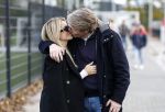 Amsterdam 11 november 2023
Damian v d Vaart in Ajax O18 tegen fc Den Haag op de toekomst. Zijn moeder Sylvie Meis en vriend Wim Beelen zijn aanwezig.