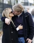 Amsterdam 11 november 2023
Damian v d Vaart in Ajax O18 tegen fc Den Haag op de toekomst. Zijn moeder Sylvie Meis en vriend Wim Beelen zijn aanwezig.