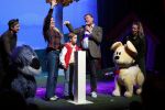 Oosterhout 23 oktober 2024
 OfficiÃ«le opening (door kinderen van de Podiumkids Kinderjury) in Theater De Bussel in Oosterhout. Albert Verlinde is erbij als voorzitter van de stichting
 Nationaal Theaterfonds. Lucille Werner gaat vanaf de KinderTheaterWeek het voorzitter-stokje van Albert overnemen bij deze stichting. Samen deden ze de opening.