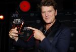 Amsterdam 23 oktober 2024
JFK greatest man award in de Ventuno Skylounge in Amsterdam. Beau v Erven Dorens werd gekozen tot Greatest man . Hij kwam met 3 zoons en Mark v Eeuwen