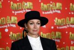 Amsterdam 5 november 2024
Presentatie cast Santa Claus is comeing to town in het ziggo dome . Aanwezige cast Willemijn Verkaik Dominique v Hulst (Zangeres Do) Noortje Herlaar Buddy Vedder en Frank Lammers als kerstman .
