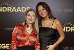 Amsterdam 4 november 2024
Premiere tegendraads in Tuschinski . Elle v Rijn met dochter Feline Neyndorff