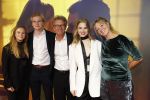 Amsterdam 4 november 2024
Premiere tegendraads in Tuschinski . Emma Josten en familie