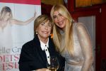 Amsterdam 12 november 2024
Boekpresentatie Estelle Cruijff in restaurant Bisous .  Estelle Cruijff met moeder