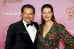 Amsterdam 22 oktober 2024
Premiere Gooische vrouwen in het DeLaMar theater. Ferri Somogyi met zijn vrouw