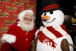 Amsterdam 5 november 2024
Presentatie cast Santa Claus is comeing to town in het ziggo dome . Aanwezige cast Willemijn Verkaik Dominique v Hulst (Zangeres Do) Noortje Herlaar Buddy Vedder en Frank Lammers als kerstman .