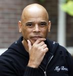 Amsterdam 25 oktober 2024
Glenn Helder voor de cover van zijn boek