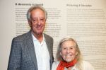Amstelveen 14 november 2024
Opening expositie en boekpresentatie van 80 jaar Jeroen Krabbe in het Cobra Museum . Joop v d Ende overhandit het eerste boek . Vrouw Herma Krabbe zit op de eerste rij samen met zoon Jasper en Jacob Krabbe . hans v Willigenburg