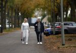 Oss 14 november 2024
Helene Hendriks en partner Frans Vinju op straat in Oss .