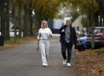 Oss 14 november 2024
Helene Hendriks en partner Frans Vinju op straat in Oss .