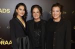 Amsterdam 4 november 2024
Premiere tegendraads in Tuschinski . Holly Brood met moeder Xandra Brood en Lola  Brood