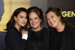Amsterdam 4 november 2024
Premiere tegendraads in Tuschinski . Holly Brood met moeder Xandra Brood en Lola  Brood