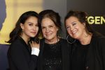 Amsterdam 4 november 2024
Premiere tegendraads in Tuschinski . Holly Brood met moeder Xandra Brood en Lola  Brood