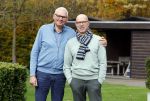 Radio Kootwijk 12 november 2024
Jan de Hoop en zijn Partner Coen Lievaart in de tuin van hun huis .