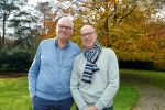 Radio Kootwijk 12 november 2024
Jan de Hoop en zijn Partner Coen Lievaart in de tuin van hun huis .