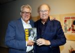 Amstelveen 14 november 2024
Opening expositie en boekpresentatie van 80 jaar Jeroen Krabbe in het Cobra Museum . Joop v d Ende overhandit het eerste boek . Vrouw Herma Krabbe zit op de eerste rij samen met zoon Jasper en Jacob Krabbe .