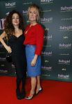 Amsterdam 25 november 2024
Premiere Babygirl in Tuschinski . Halina Reijn is de producente. Katja Schuurman kwam met een vriendin