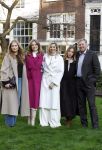 Amsterdam 29 november 2024
Fotouurtje Koninklijk huis met Koning Willem Alexander Koningin Maxima Prinses Amalia Prinses Alexia Prinses Ariane en hun hondje Mambo . De shoot vond plaats op het Begijnhof in het centrum van Amsterdam.