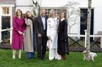 Amsterdam 29 november 2024
Fotouurtje Koninklijk huis met Koning Willem Alexander Koningin Maxima Prinses Amalia Prinses Alexia Prinses Ariane en hun hondje Mambo . De shoot vond plaats op het Begijnhof in het centrum van Amsterdam.